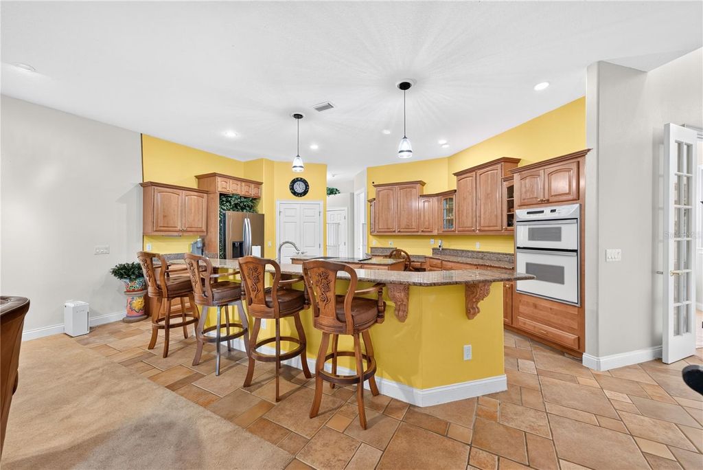Image 15 of property listing at 2335 FOREST CLUB DRIVE, Orlando, FL 32804