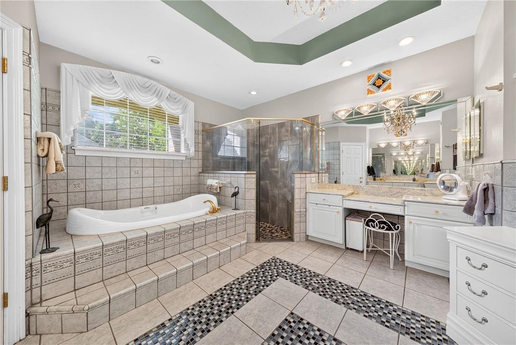 Image 26 of property listing at 2335 FOREST CLUB DRIVE, Orlando, FL 32804