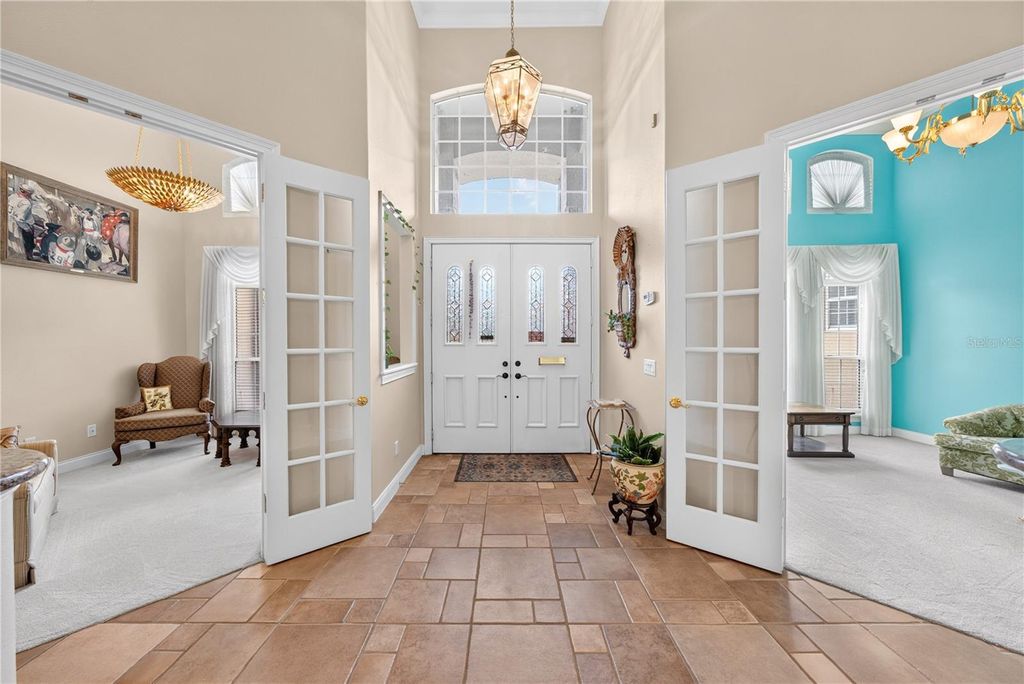 Image 4 of property listing at 2335 FOREST CLUB DRIVE, Orlando, FL 32804