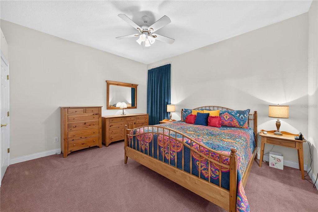 Image 32 of property listing at 2335 FOREST CLUB DRIVE, Orlando, FL 32804