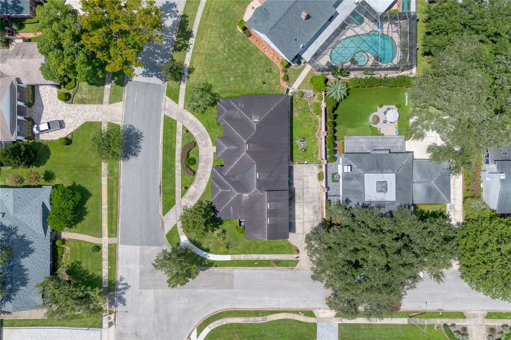 Image 41 of property listing at 2335 FOREST CLUB DRIVE, Orlando, FL 32804