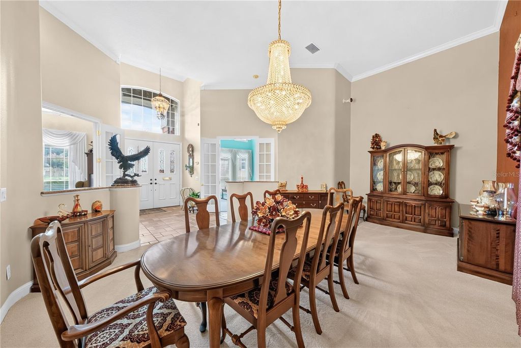 Image 9 of property listing at 2335 FOREST CLUB DRIVE, Orlando, FL 32804