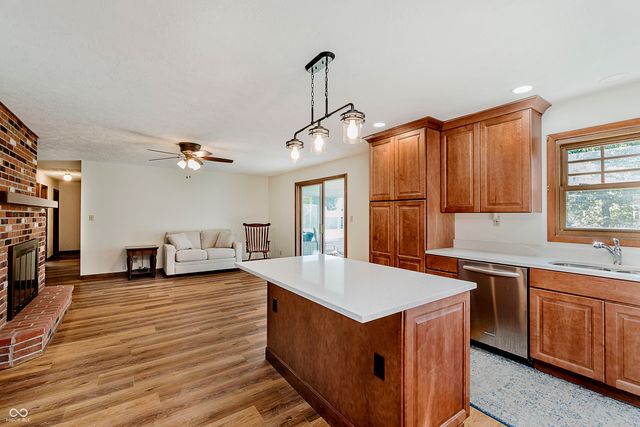 949 Hickory Lane, New Castle, IN 47362