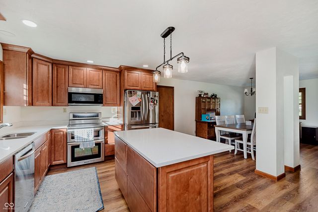 949 Hickory Lane, New Castle, IN 47362