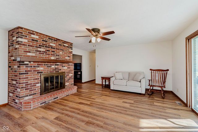 949 Hickory Lane, New Castle, IN 47362