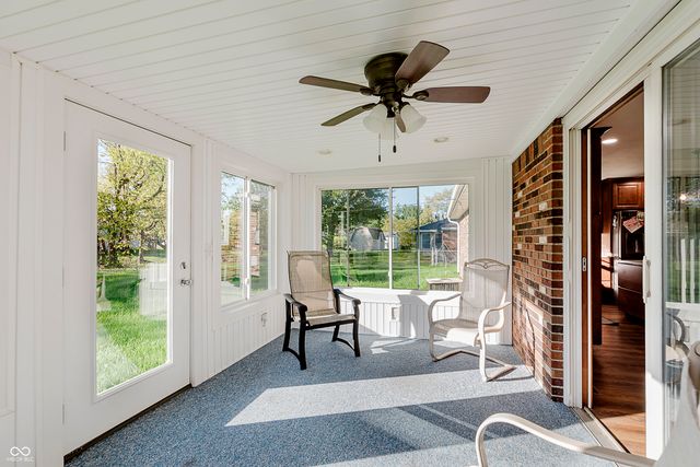 949 Hickory Lane, New Castle, IN 47362