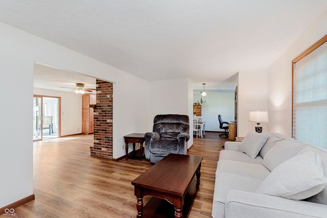 949 Hickory Lane, New Castle, IN 47362