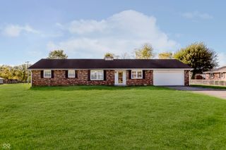 949 Hickory Lane, New Castle, IN 47362