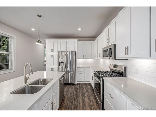 2858 S Delaware St, Englewood, CO 80110