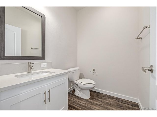 2858 S Delaware St, Englewood, CO 80110
