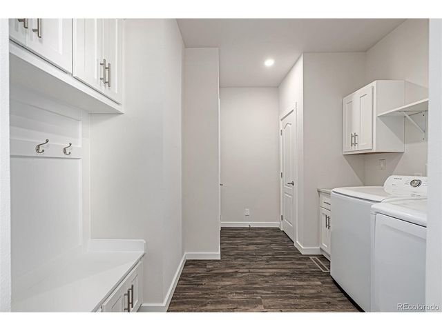 2858 S Delaware St, Englewood, CO 80110