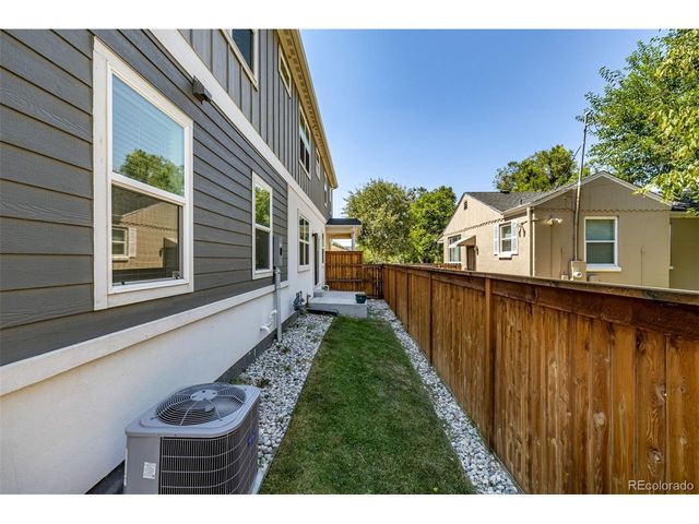 2858 S Delaware St, Englewood, CO 80110