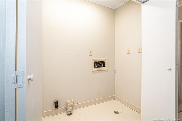 130 S Churchill Drive, Fayetteville, NC 28303