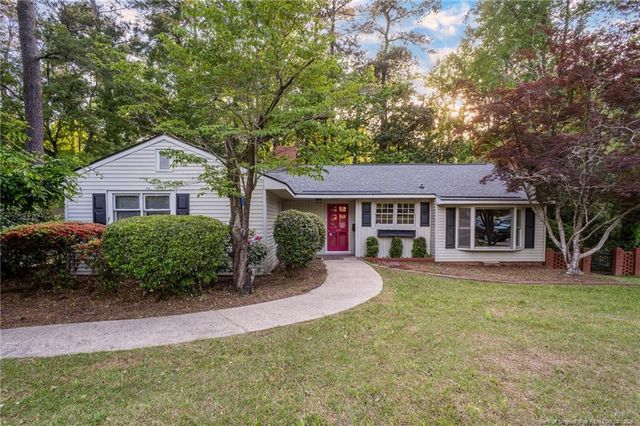 130 S Churchill Drive, Fayetteville, NC 28303