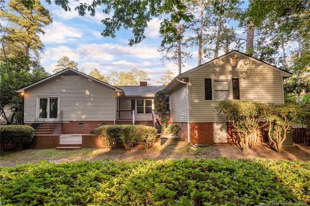 130 S Churchill Drive, Fayetteville, NC 28303