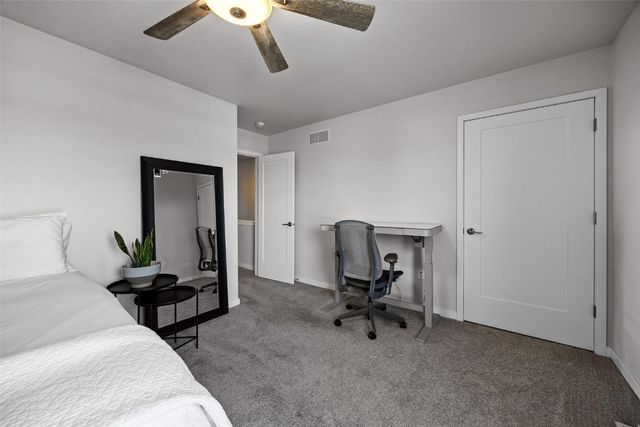 2207 Saint Andrews Drive, North Liberty, IA 52317