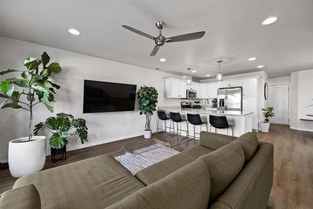 2207 Saint Andrews Drive, North Liberty, IA 52317