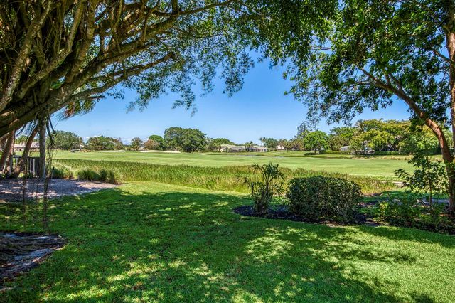 185 Thornton Drive, Palm Beach Gardens, FL 33418