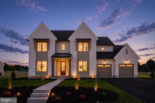 840 WHEATFIELD LN, Lebanon, PA 17042