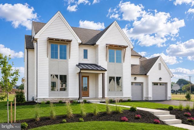 840 WHEATFIELD LN, Lebanon, PA 17042