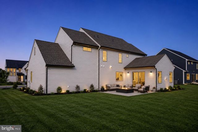 840 WHEATFIELD LN, Lebanon, PA 17042