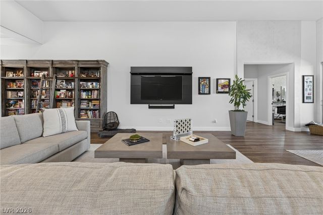 306 East Country Club Drive, Henderson, NV 89015