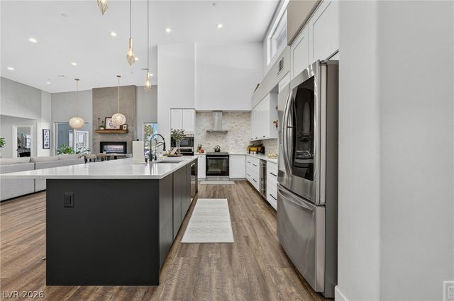 306 East Country Club Drive, Henderson, NV 89015