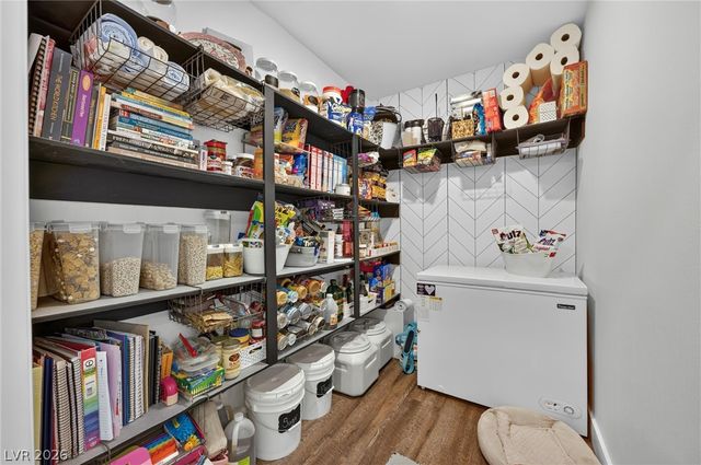306 East Country Club Drive, Henderson, NV 89015