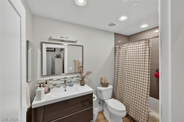 306 East Country Club Drive, Henderson, NV 89015