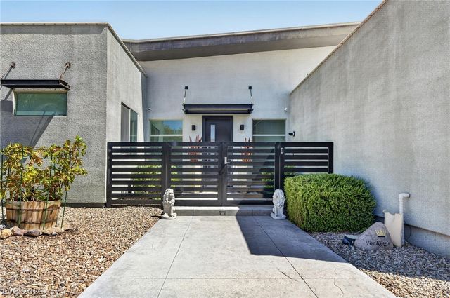 306 East Country Club Drive, Henderson, NV 89015