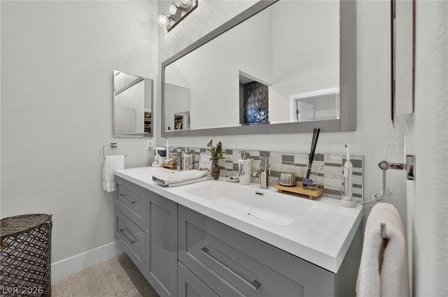 306 East Country Club Drive, Henderson, NV 89015