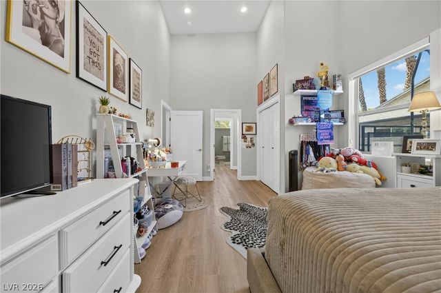 306 East Country Club Drive, Henderson, NV 89015