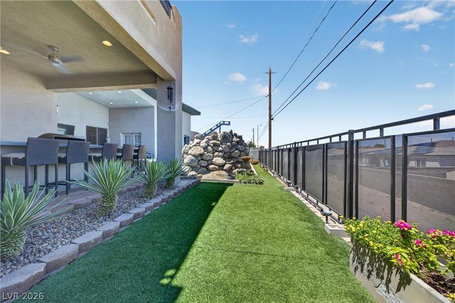 306 East Country Club Drive, Henderson, NV 89015