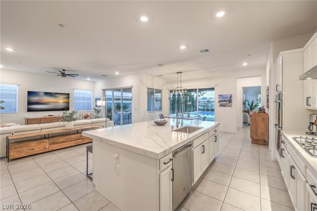118 Reflection Cove Drive, Henderson, NV 89011