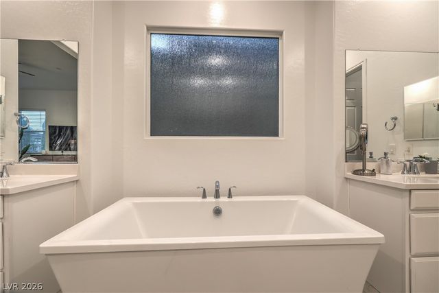 118 Reflection Cove Drive, Henderson, NV 89011
