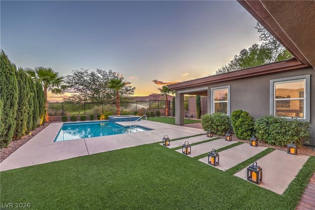 118 Reflection Cove Drive, Henderson, NV 89011
