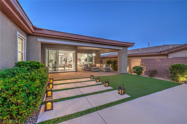 118 Reflection Cove Drive, Henderson, NV 89011