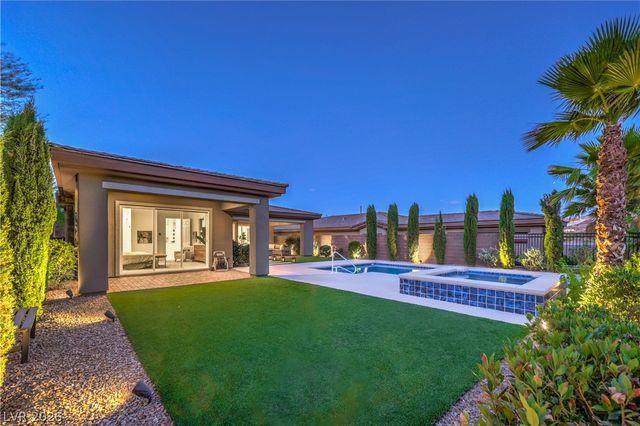 118 Reflection Cove Drive, Henderson, NV 89011