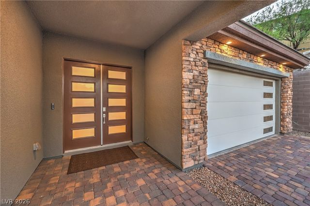 118 Reflection Cove Drive, Henderson, NV 89011