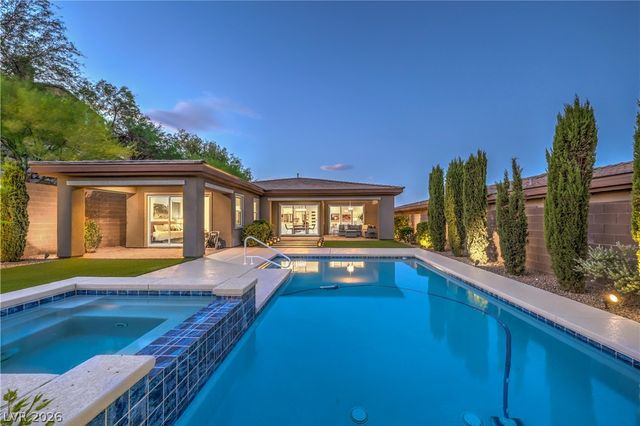 118 Reflection Cove Drive, Henderson, NV 89011