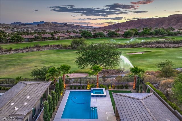 118 Reflection Cove Drive, Henderson, NV 89011