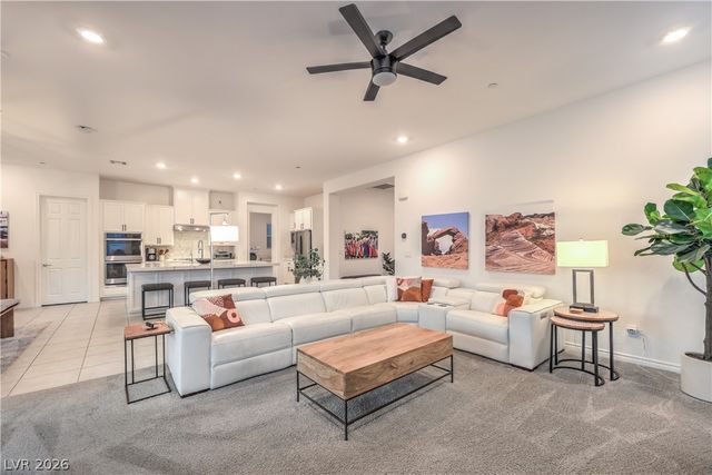 118 Reflection Cove Drive, Henderson, NV 89011
