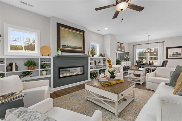 1041 Bennett's ARCH, Suffolk, VA 23435