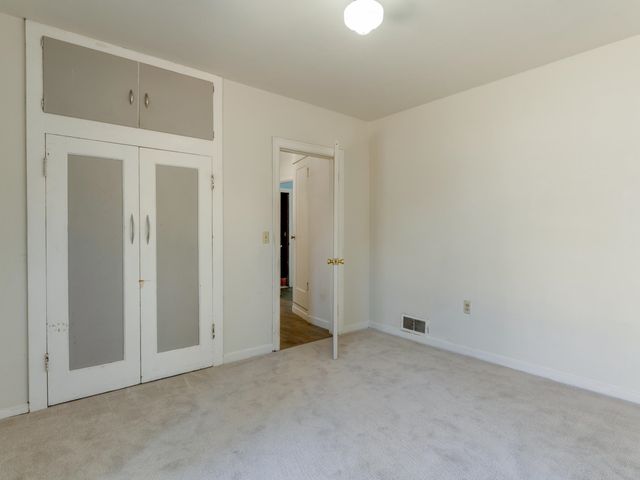 324 4th St, Cheney, WA 99004