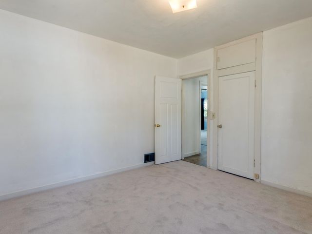 324 4th St, Cheney, WA 99004