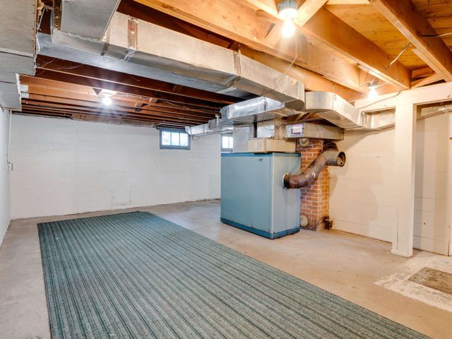 324 4th St, Cheney, WA 99004