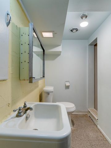 324 4th St, Cheney, WA 99004