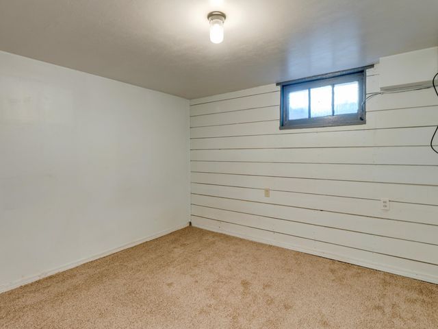 324 4th St, Cheney, WA 99004