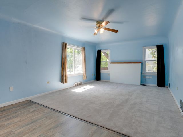 324 4th St, Cheney, WA 99004