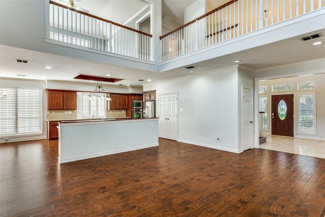 6740 E Park Drive, Fort Worth, TX 76132